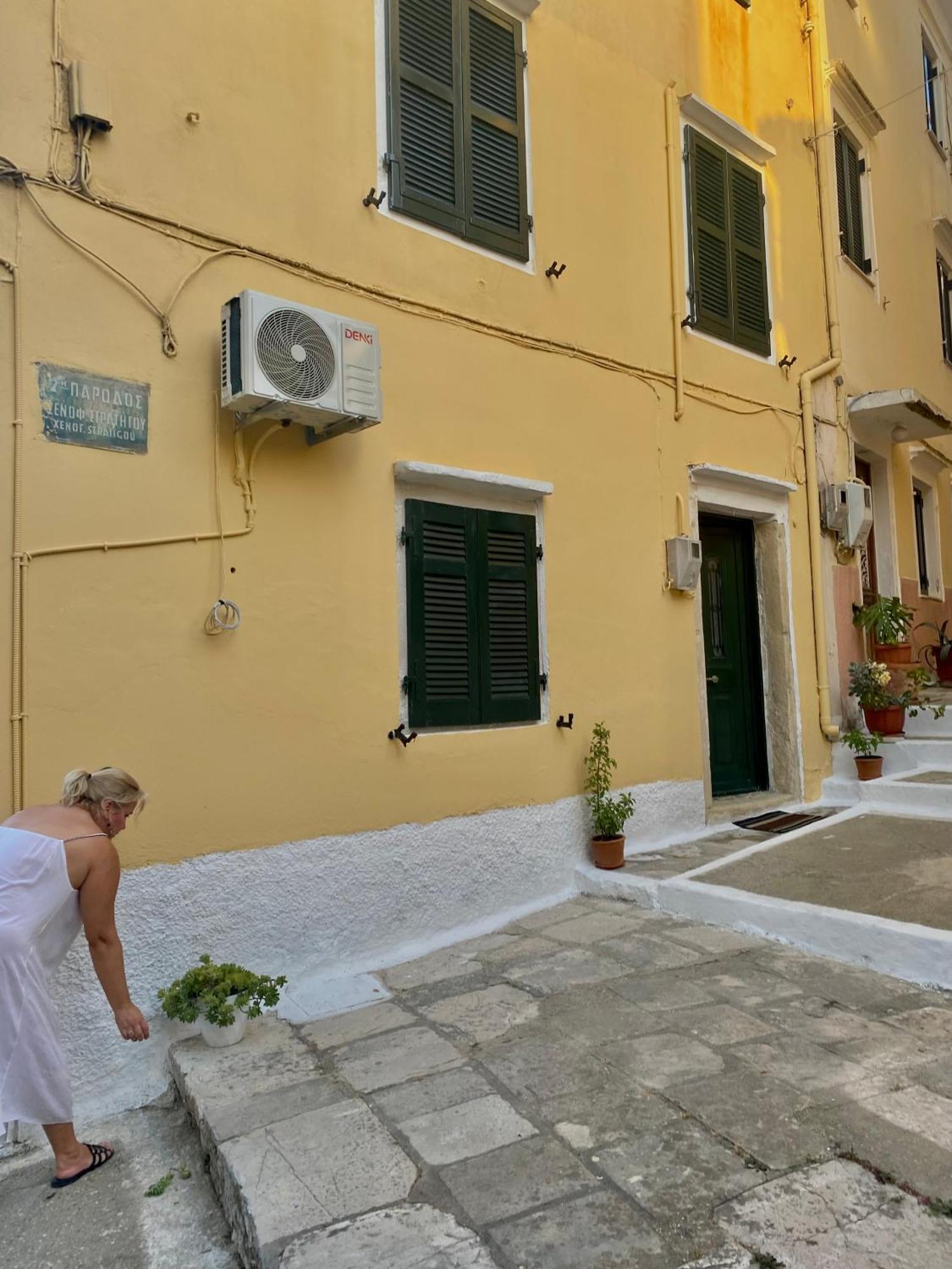 Corfu Port Art Studios Екстер'єр фото